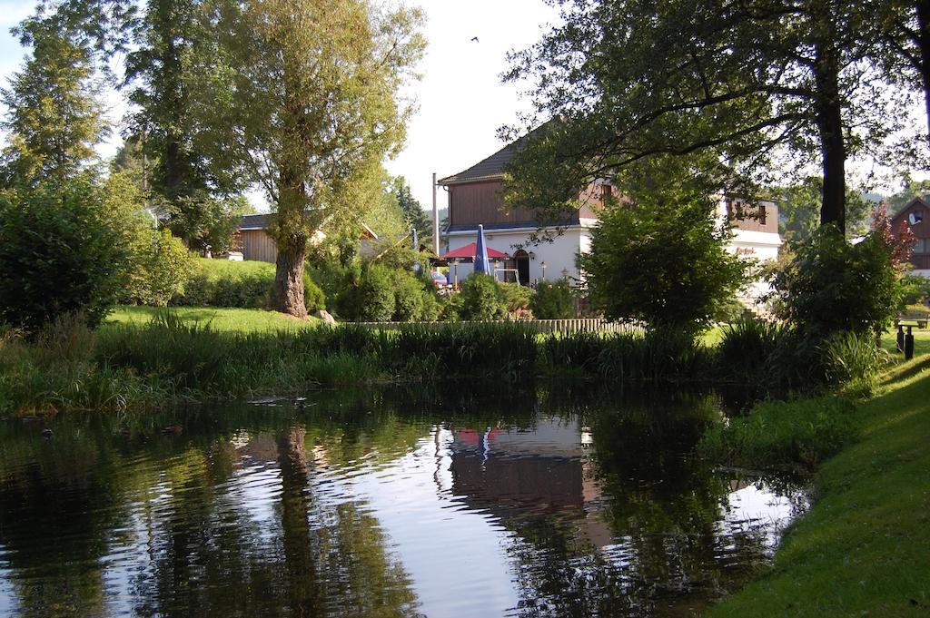 Landgasthof "Am Park" Crottendorf Ngoại thất bức ảnh